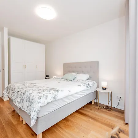 Apartment Cosy 2 Bedroom In